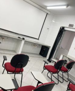 APCD FAOA Bauru - Faculdade de odontologia - APCD - sala de aula (5)